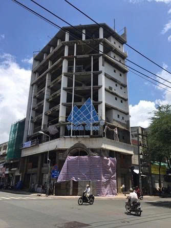 Thi công mặt dựng nhôm kính tại công trình