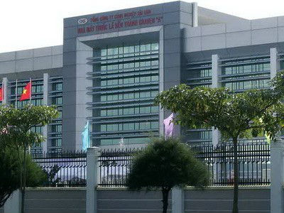 vach-nhom-kinh-nha-may-thuoc-la-sai-gon.jpg